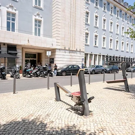 Timeout Market 2 Bedrooms *