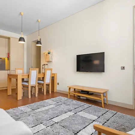 Timeout Market 2 Bedrooms * Lisbon